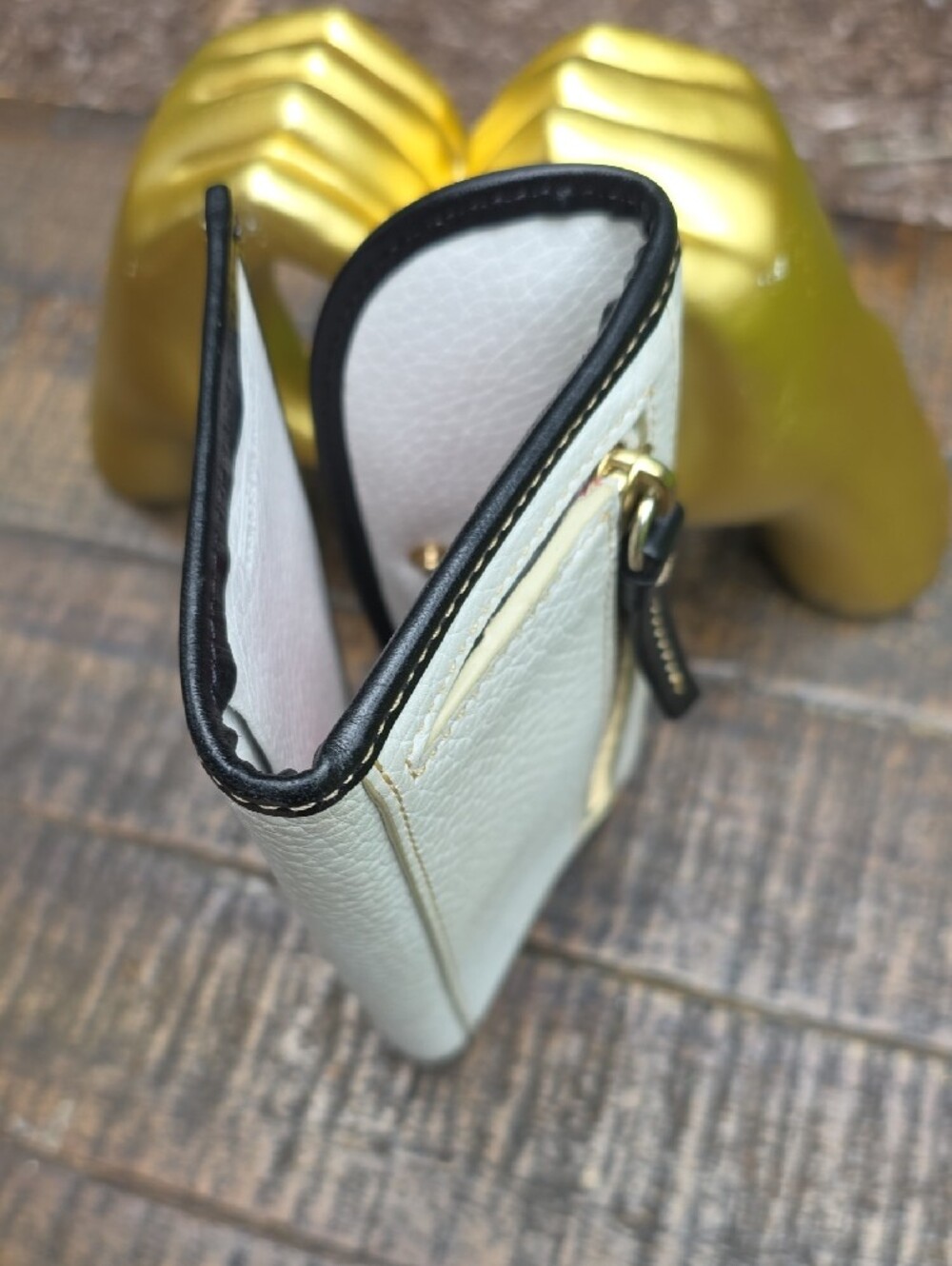 Dooney & Bourke White Pebbled Leather Wallet with Black Trim - Picture 8 of 8
